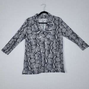Chaus Top Womens Blouse Gray Black Animal Print Work V Neck Zipper